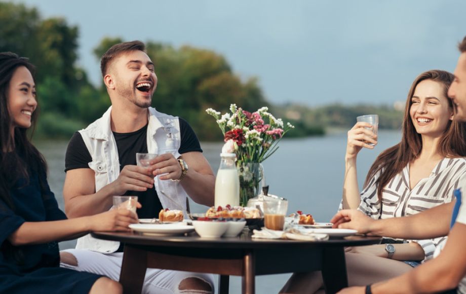 nature-adventures-shem-creek-breakfast-01-37e0529f